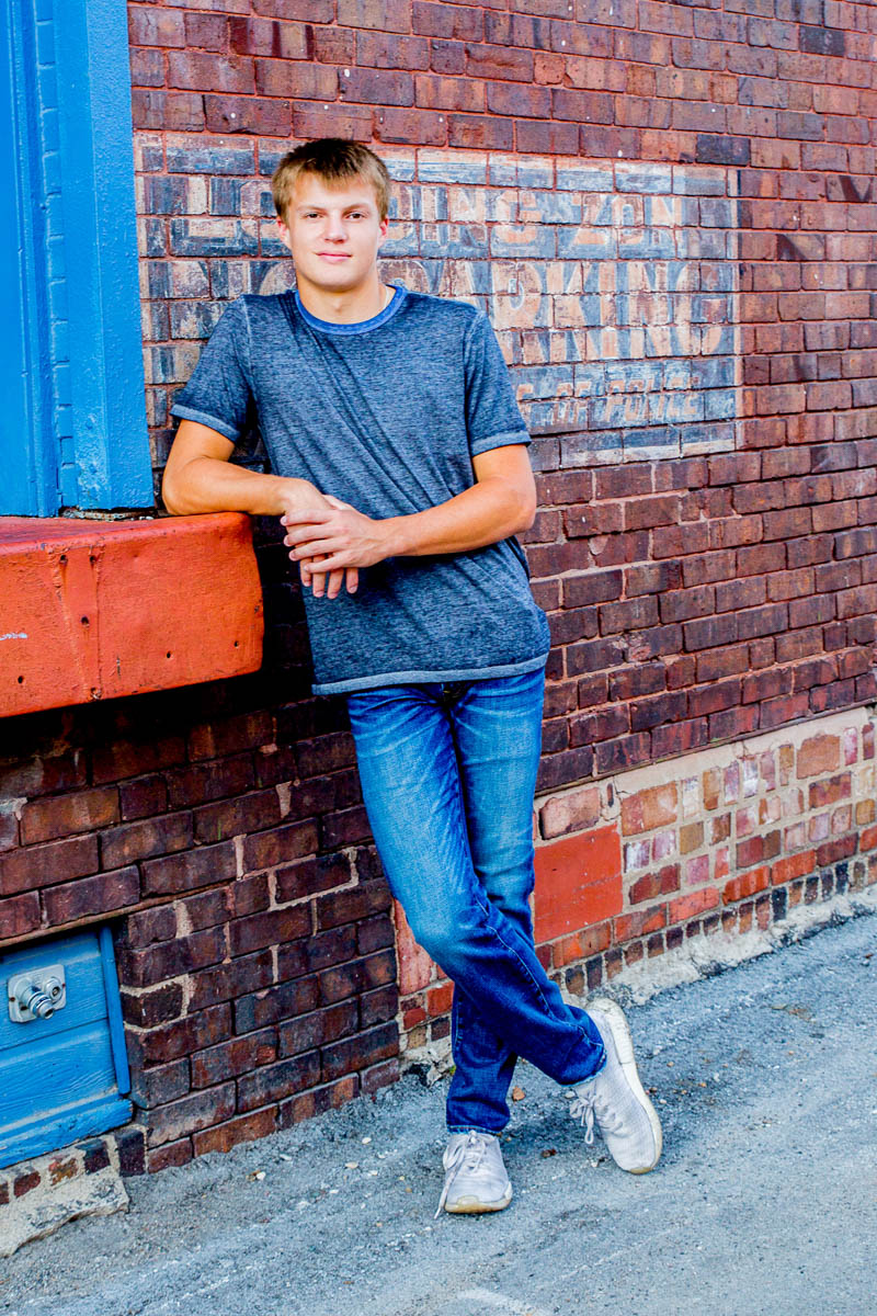 senior_session_norwalk_IA_zach_I62A4216 Senior Pictures at Heritage Park Carousel in Des Moines